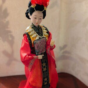 Handmade Chinese Beauty Doll Decorative Collectible